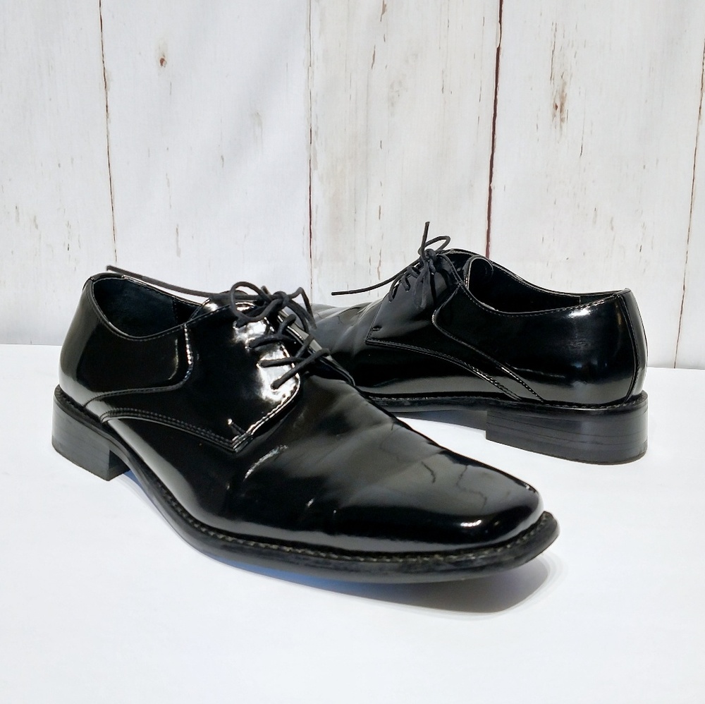 3/$15 Men's Stafford Patent Leather Shoes
